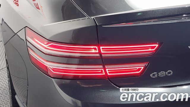 Genesis G80 2022 — photo 9