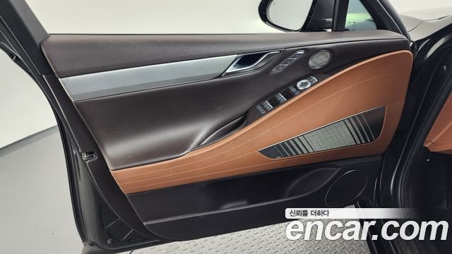 Genesis G80 2022 — photo 14