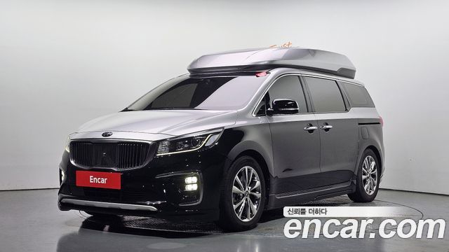 Kia Canival 2019 — photo 1