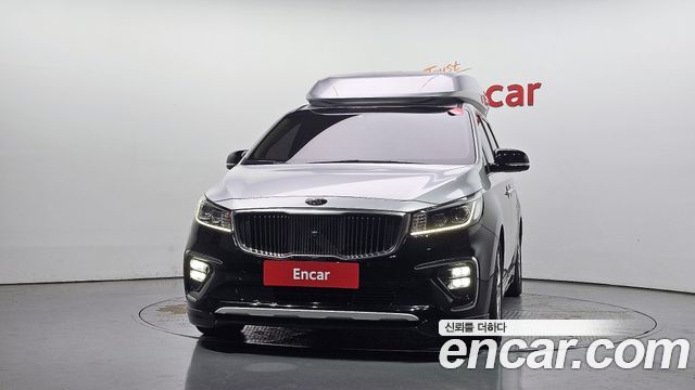 Kia Canival 2019 — photo 3
