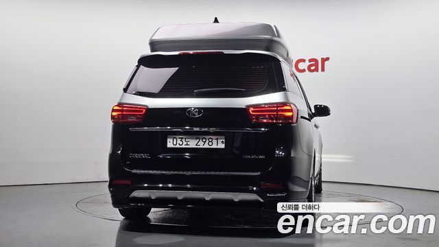 Kia Canival 2019 — photo 4