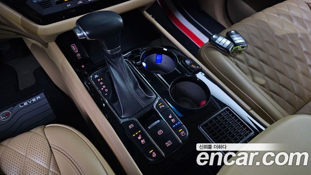 Kia Canival 2019 — photo 12