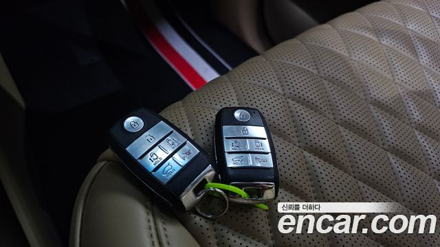Kia Canival 2019 — photo 21