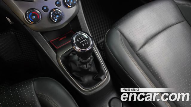 Chevrolet Korea Aveo 2015 — photo 12