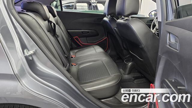Chevrolet Korea Aveo 2015 — photo 17