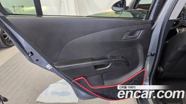 Chevrolet Korea Aveo 2015 — photo 15