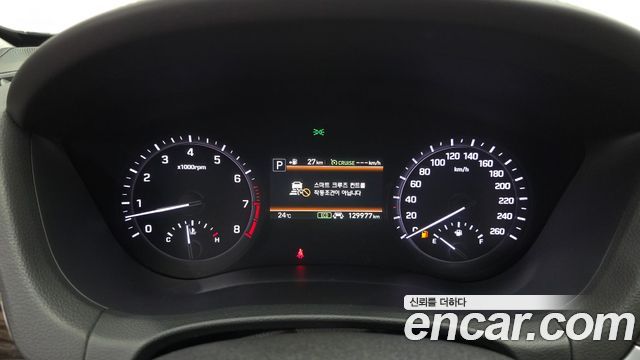 Genesis G80 2017 — photo 11