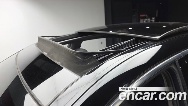 Genesis G80 2017 — photo 25