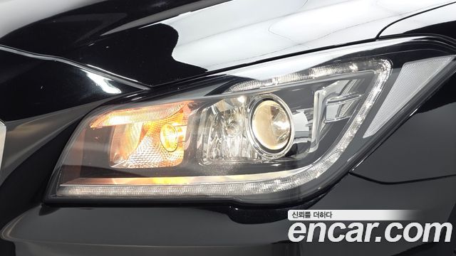 Genesis G80 2017 — photo 8