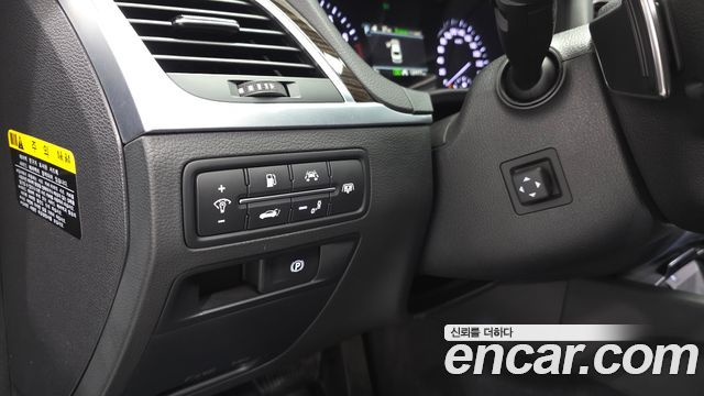 Genesis G80 2017 — photo 29