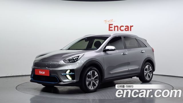 Kia Niro 2022 — photo 1