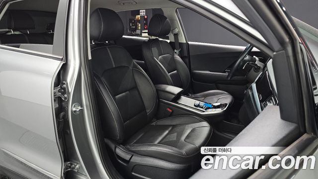Kia Niro 2022 — photo 10