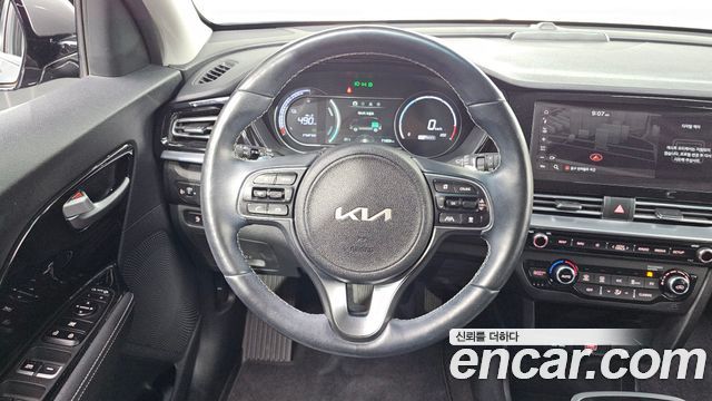 Kia Niro 2022 — photo 13