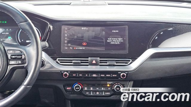 Kia Niro 2022 — photo 14
