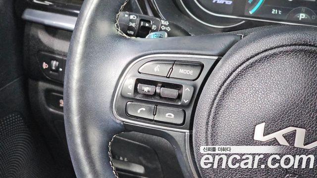 Kia Niro 2022 — photo 16