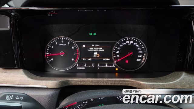 Kia Sorento 2023 — photo 11