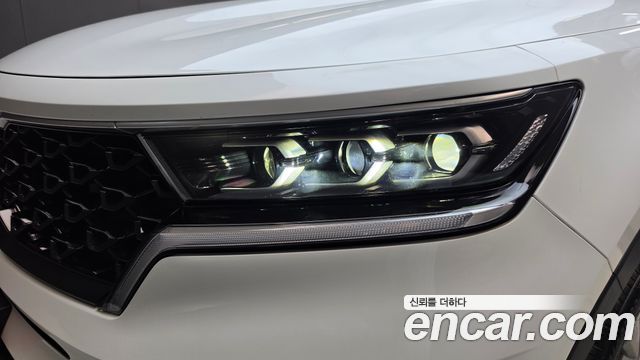 Kia Sorento 2023 — photo 8