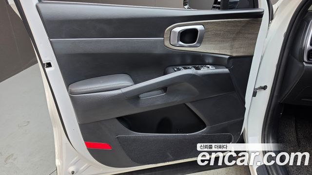 Kia Sorento 2023 — photo 14