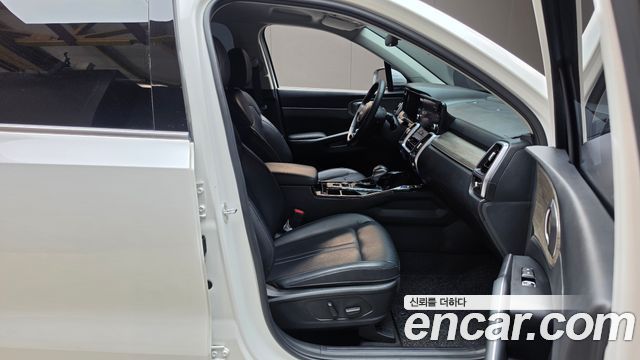 Kia Sorento 2023 — photo 16