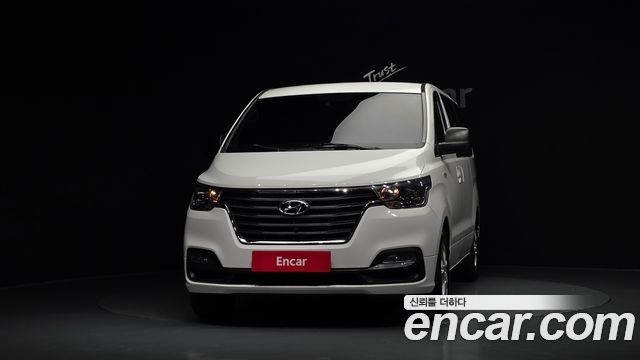 Hyundai Starex 2018 — photo 3