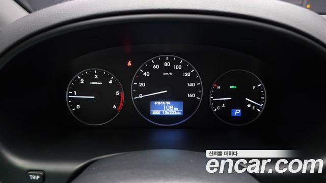 Hyundai Starex 2018 — photo 11