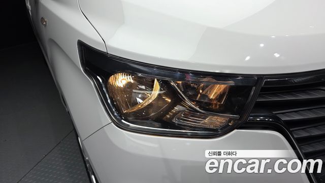 Hyundai Starex 2018 — photo 8