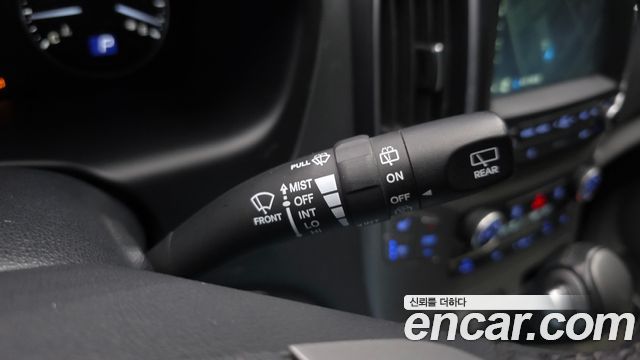 Hyundai Starex 2018 — photo 27