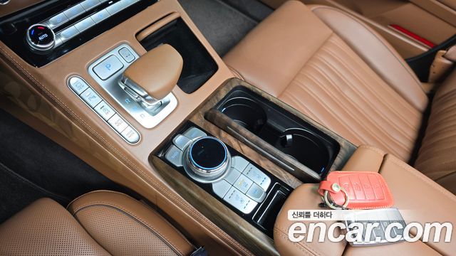 Genesis G90 2020 — photo 12