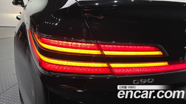 Genesis G90 2020 — photo 9