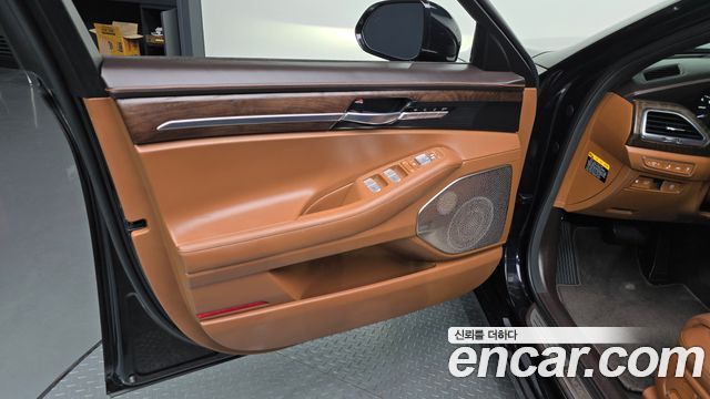 Genesis G90 2020 — photo 14