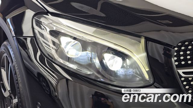 Mercedes-Benz GLC-Class 2017 — photo 8