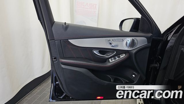 Mercedes-Benz GLC-Class 2017 — photo 14