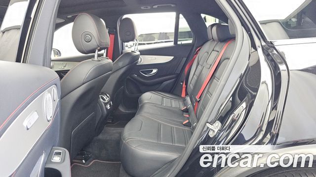 Mercedes-Benz GLC-Class 2017 — photo 16