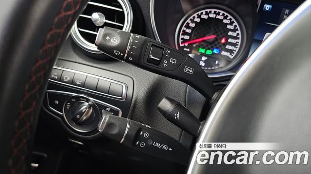 Mercedes-Benz GLC-Class 2017 — photo 28