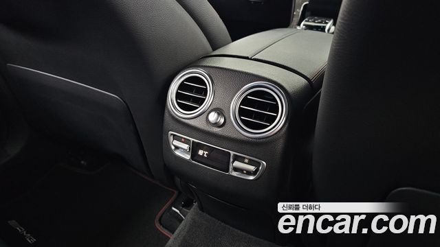 Mercedes-Benz GLC-Class 2017 — photo 31