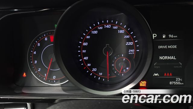 Hyundai AVANTE 2021 — photo 8