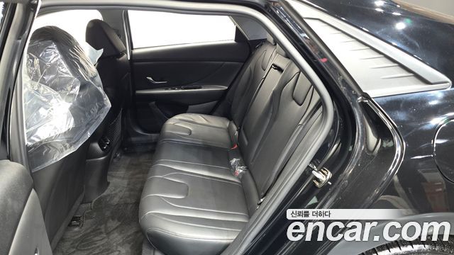 Hyundai AVANTE 2021 — photo 11