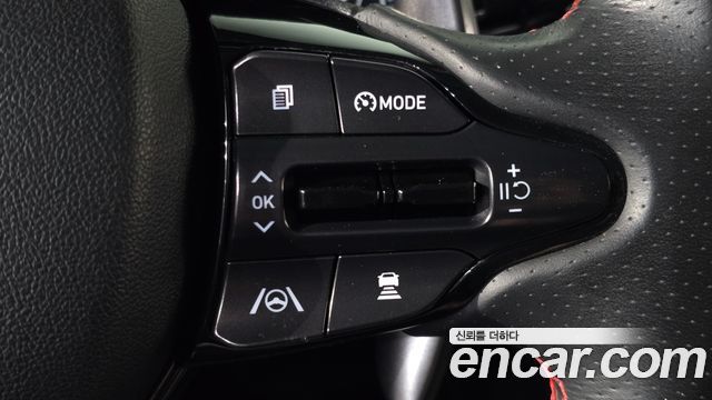 Hyundai AVANTE 2021 — photo 12