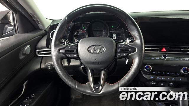 Hyundai AVANTE 2021 — photo 14