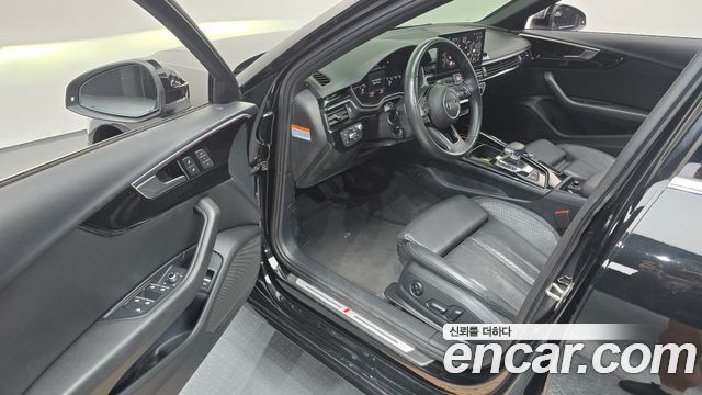 Audi A4 2020 — photo 10