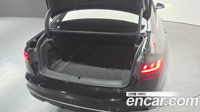 Audi A4 2020 — photo 20