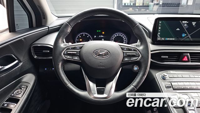 Hyundai Santafe 2023 — photo 19