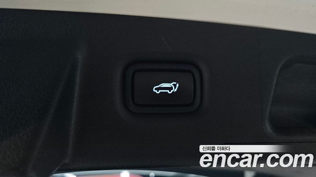Hyundai Santafe 2023 — photo 22