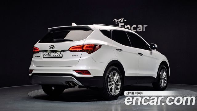 Hyundai Santafe 2016 — photo 2