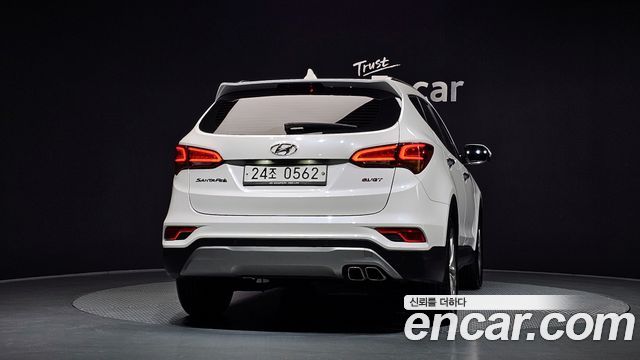 Hyundai Santafe 2016 — photo 4