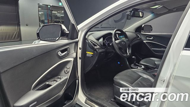 Hyundai Santafe 2016 — photo 13