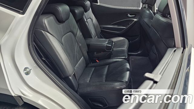 Hyundai Santafe 2016 — photo 17