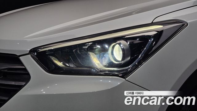Hyundai Santafe 2016 — photo 8