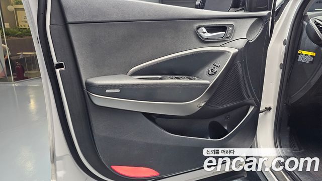 Hyundai Santafe 2016 — photo 14