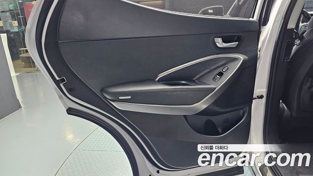 Hyundai Santafe 2016 — photo 15